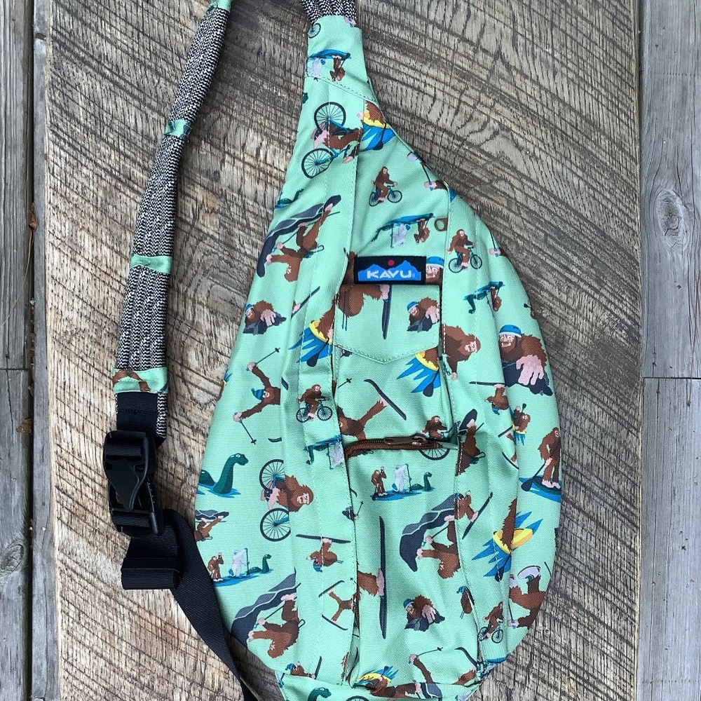 Kavu Green Sasquatch Rope Sling Bag REI Co-Op Special Edition Perfect Condition